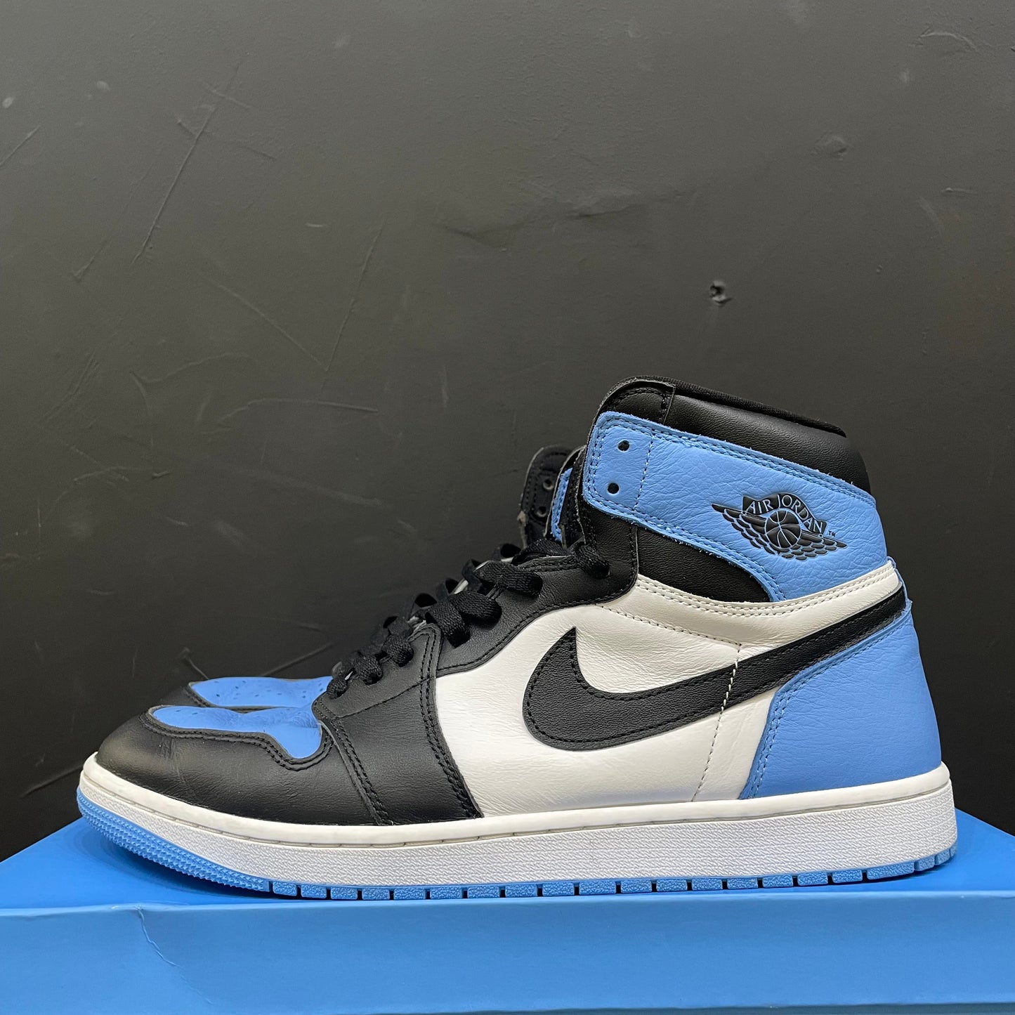 Jordan 1 UNC Toe (USED)