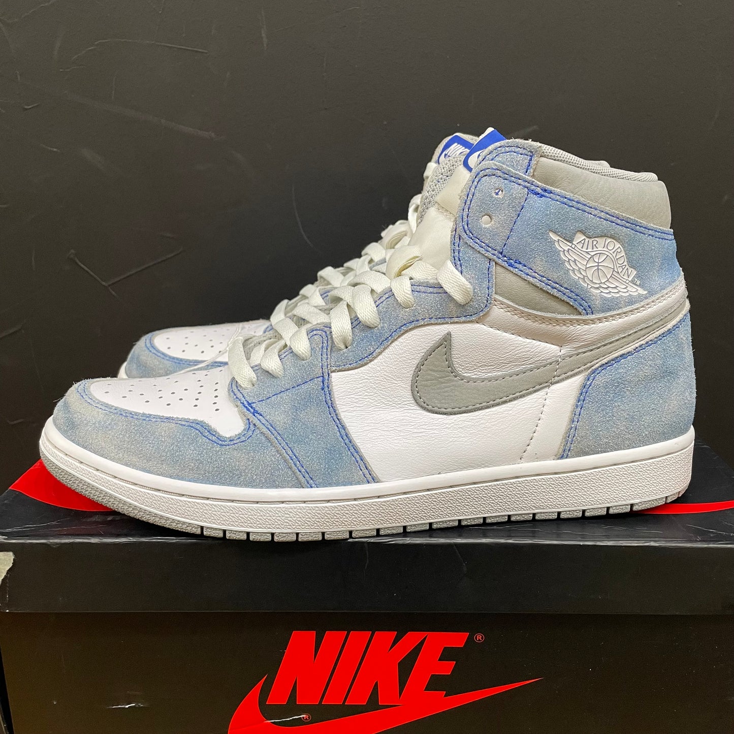 Air Jordan 1 Hyper Royal Smoke Grey (USED)